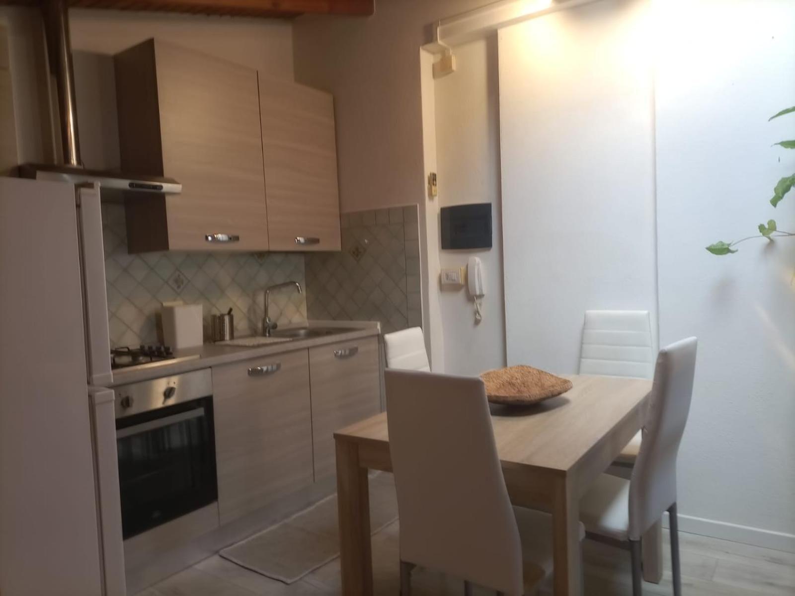 San Sperate Casa Di Rosy 아파트 외부 사진